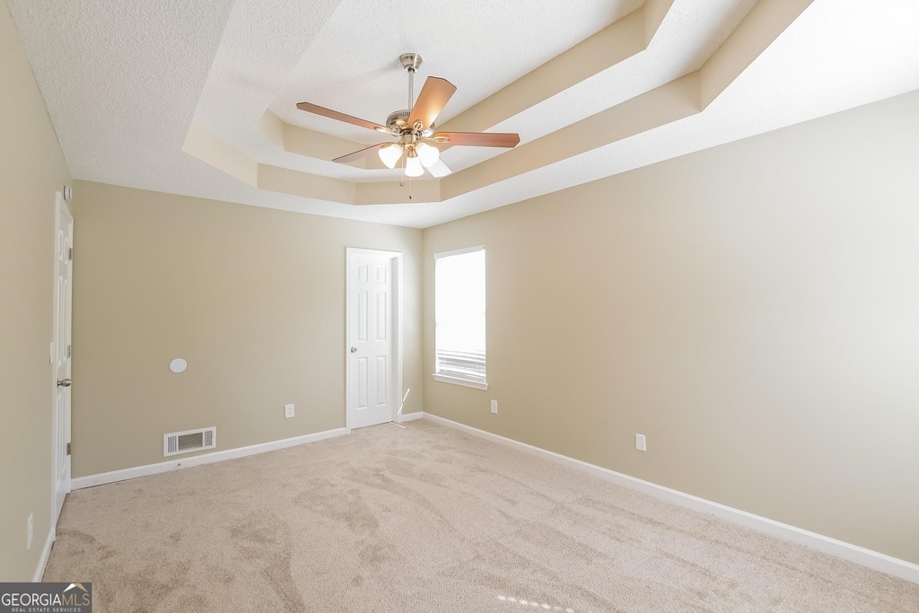 7370 Hunters Ridge - Photo 8