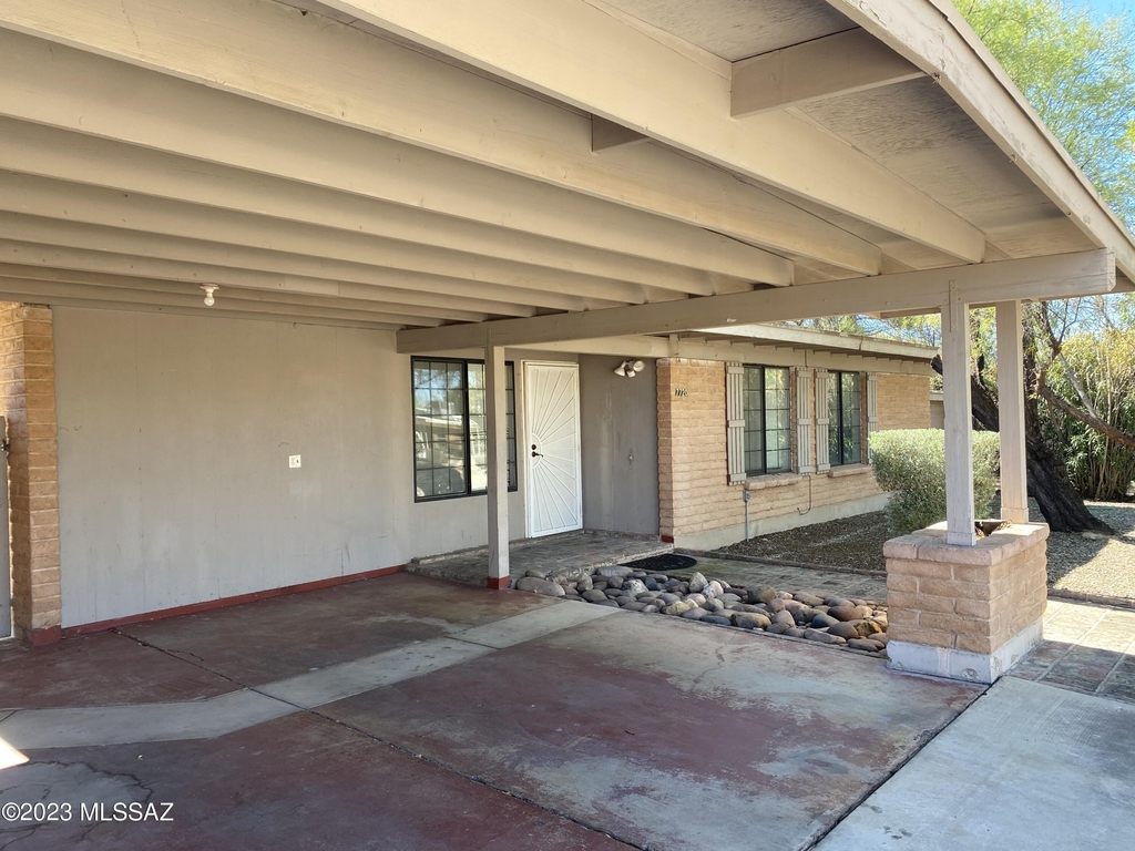 7720 E Lester Street - Photo 1