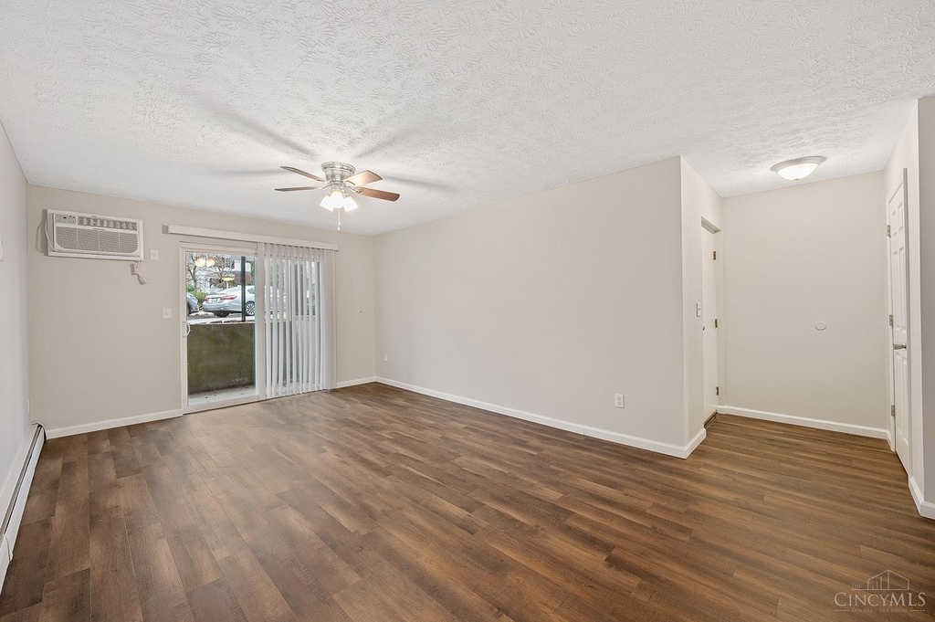 6210 Ridge Avenue - Photo 2