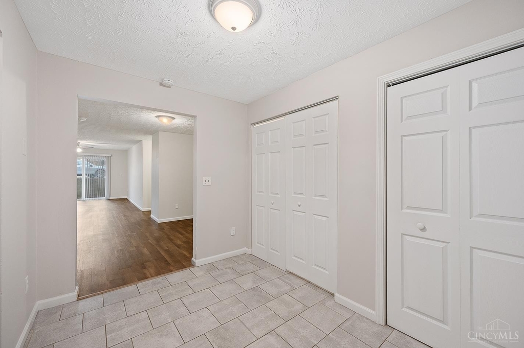 6210 Ridge Avenue - Photo 11