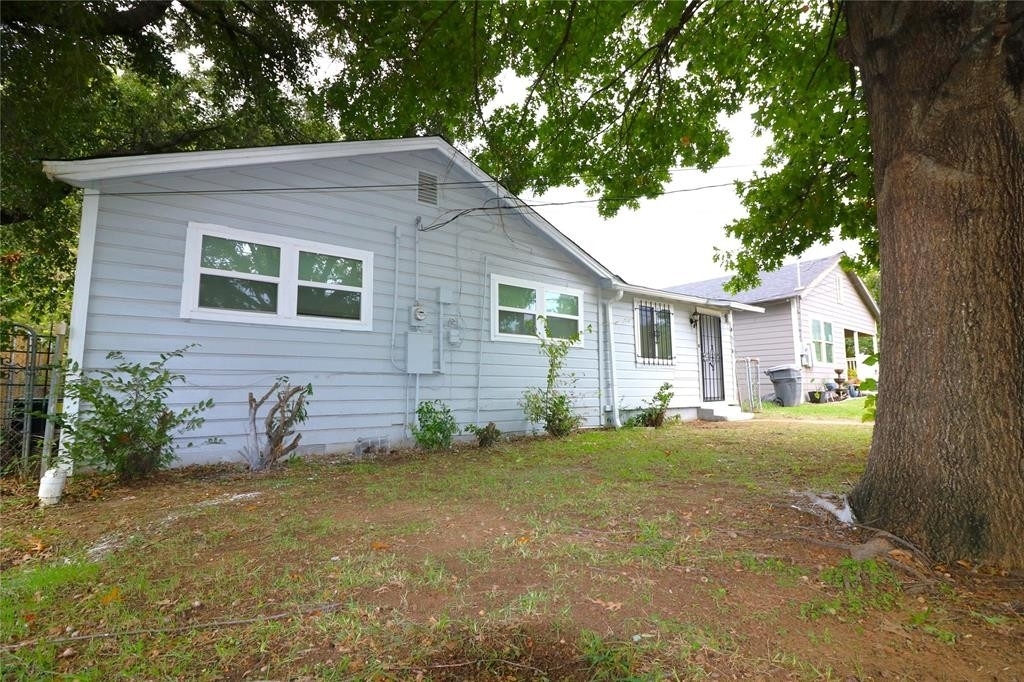 4514 Electra Street - Photo 1