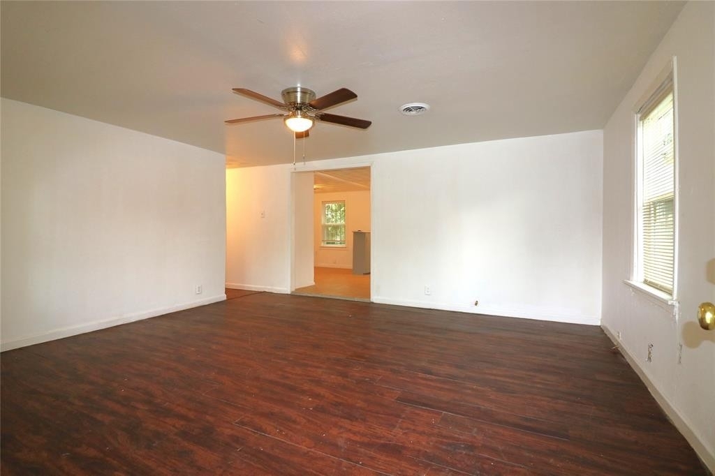 4514 Electra Street - Photo 3