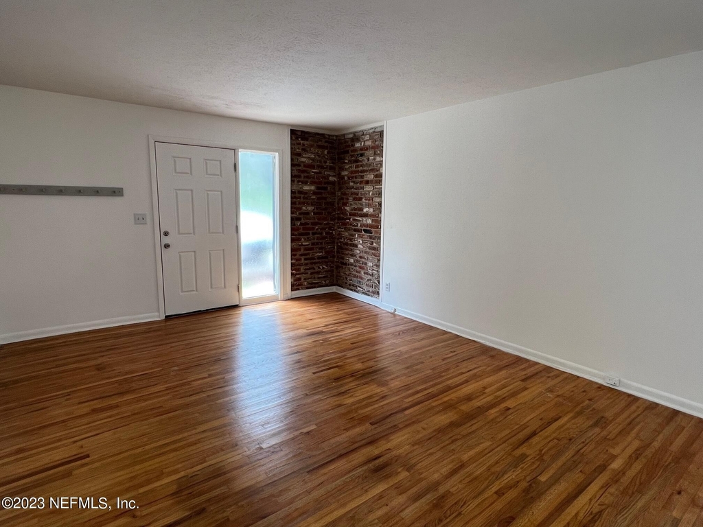 1229 Willow Branch Avenue - Photo 1