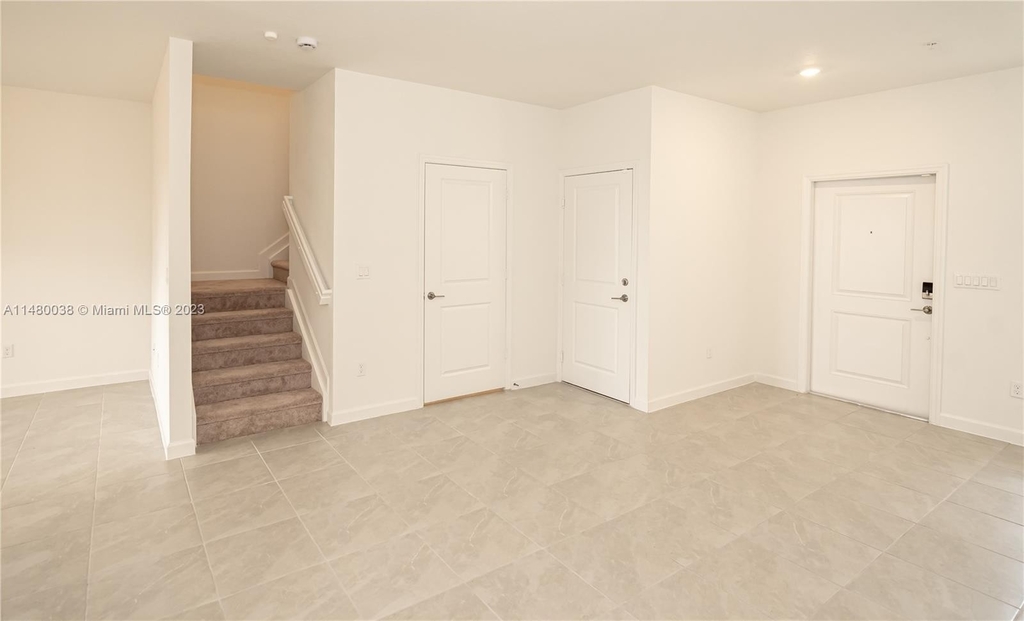 270 Sw 159 Pl - Photo 9