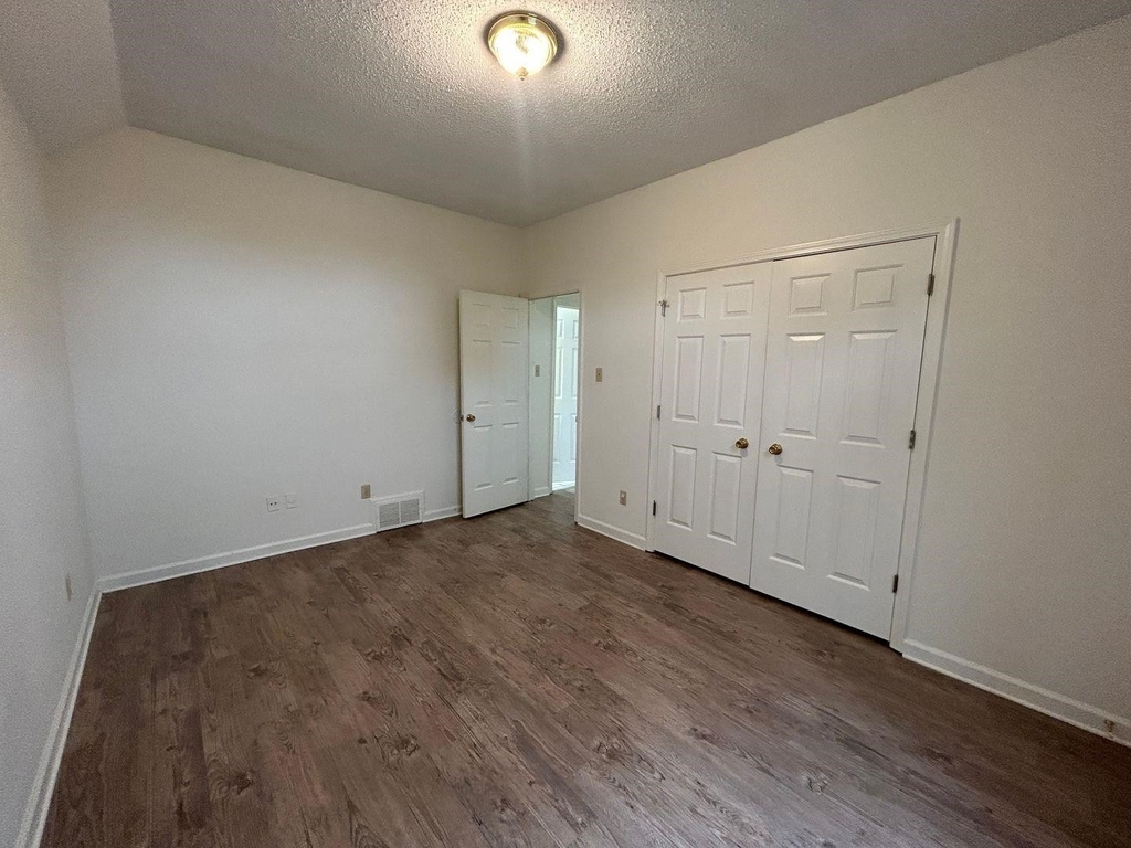 8952 Meadow Pines - Photo 14