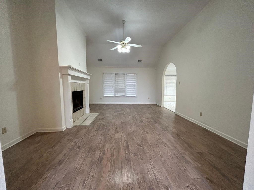 8952 Meadow Pines - Photo 2