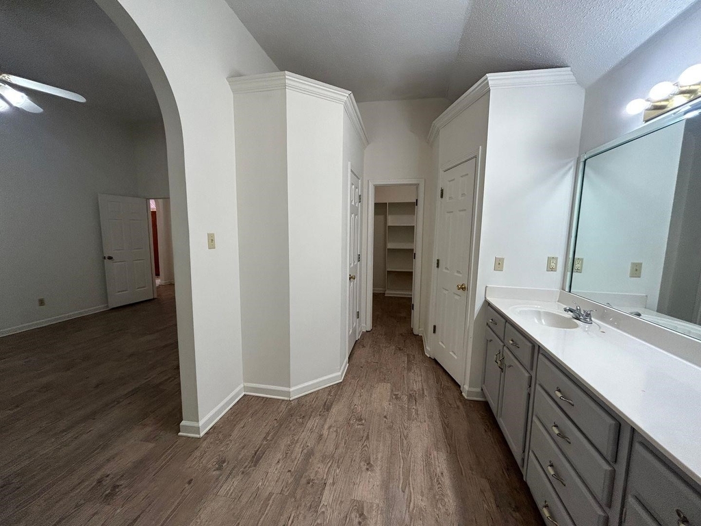 8952 Meadow Pines - Photo 12