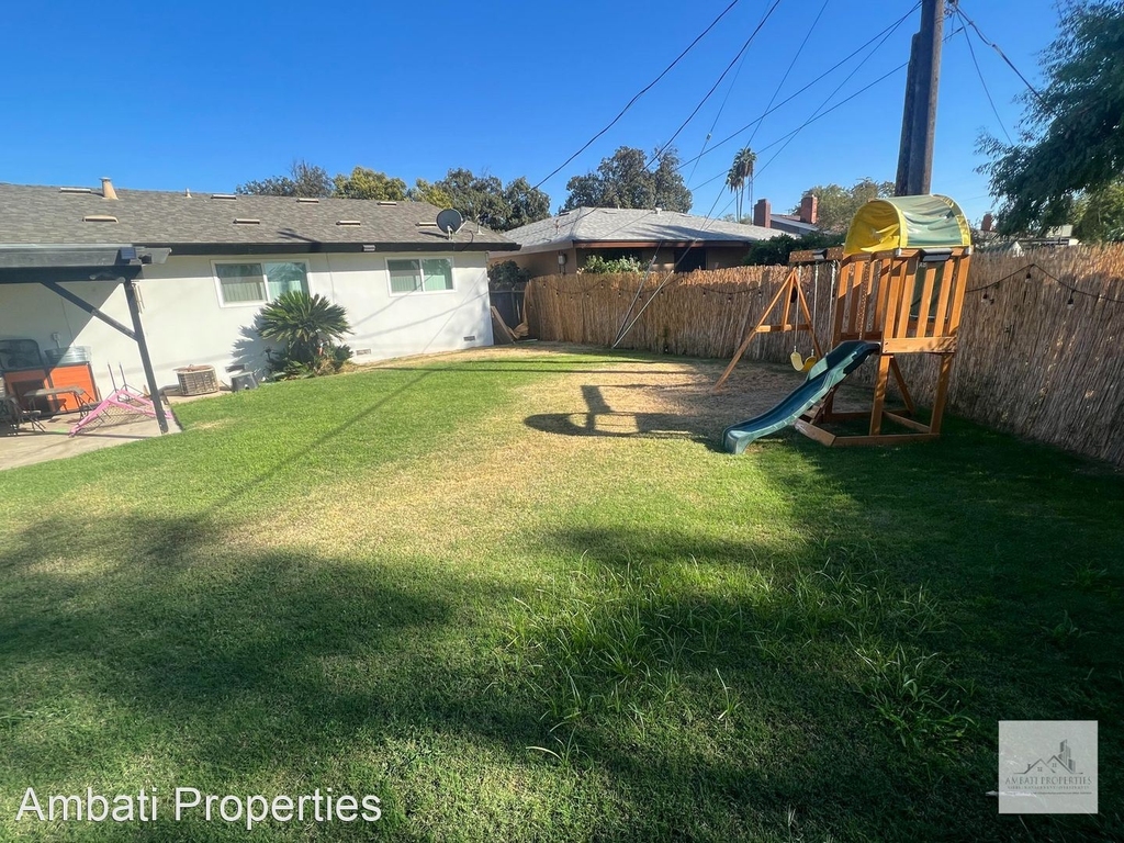 1847 N Recreation Ave - Photo 12