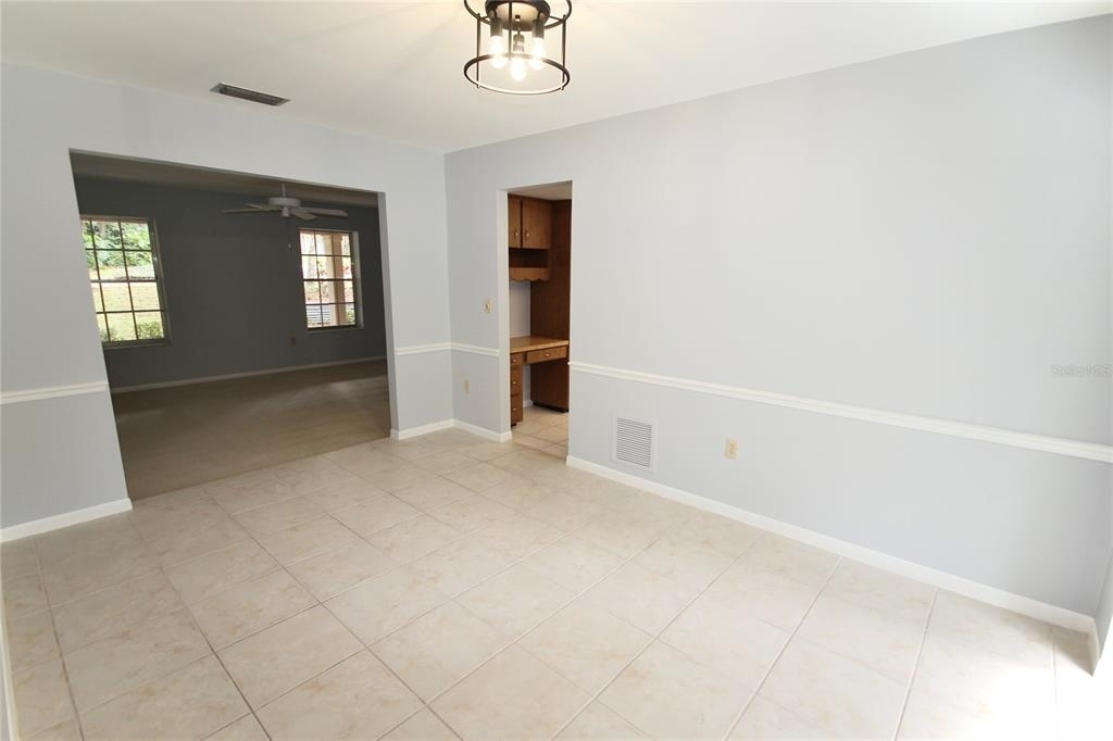 114 Wayland Circle - Photo 11