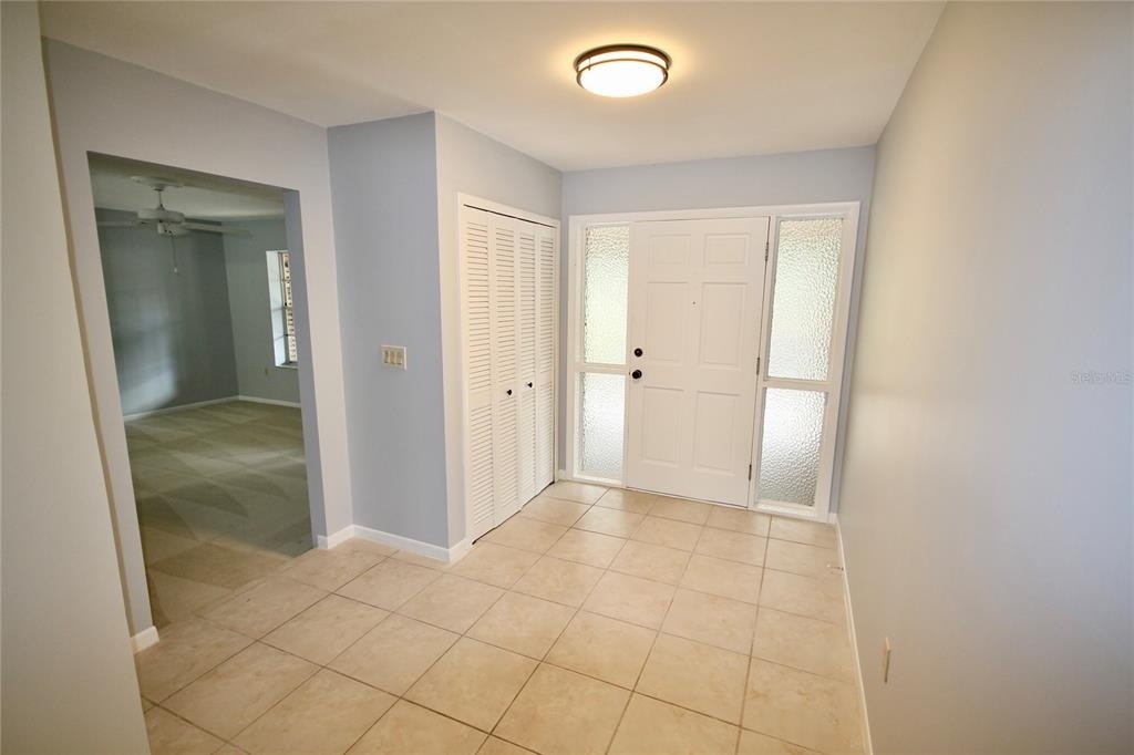 114 Wayland Circle - Photo 3