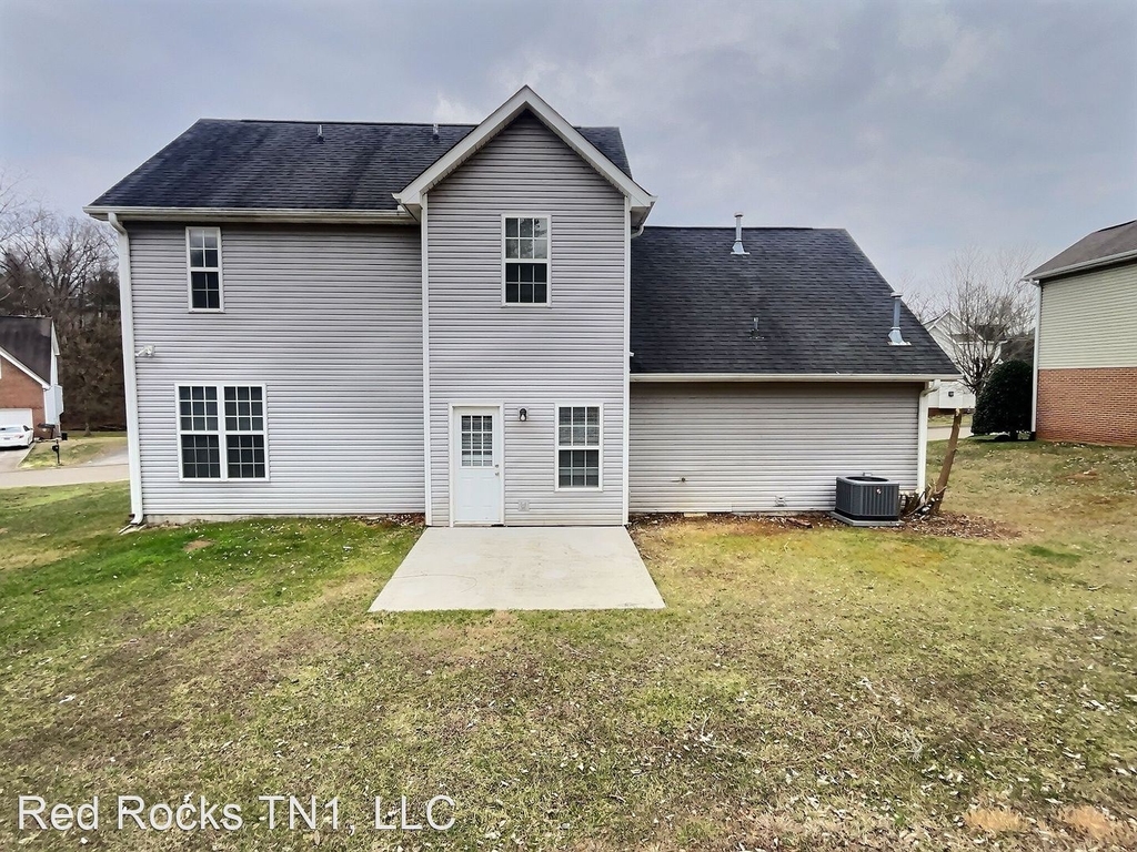 6655 Creekhead Drive - Photo 1