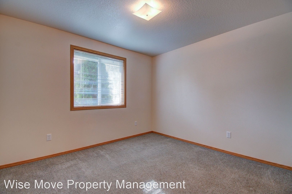 19026 Se 12th Way - Photo 16