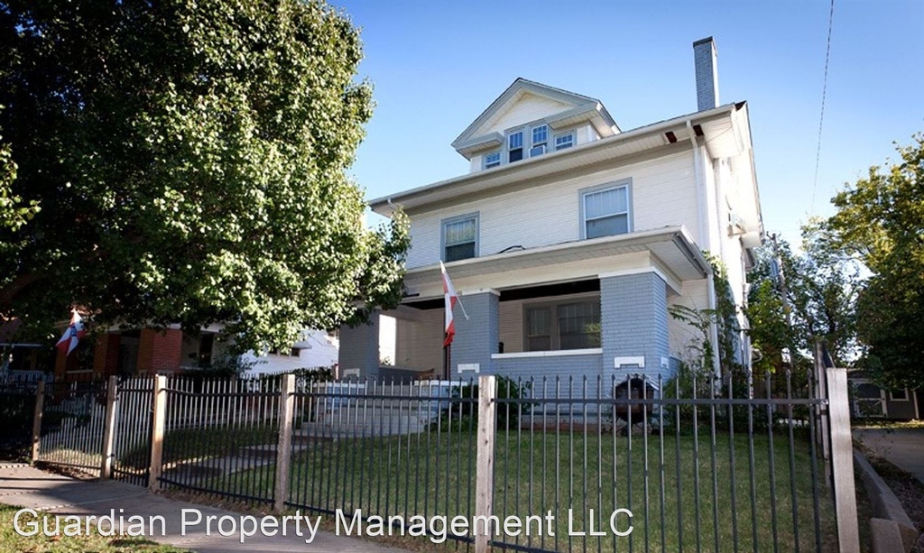 3323 Victor Pl - Photo 0