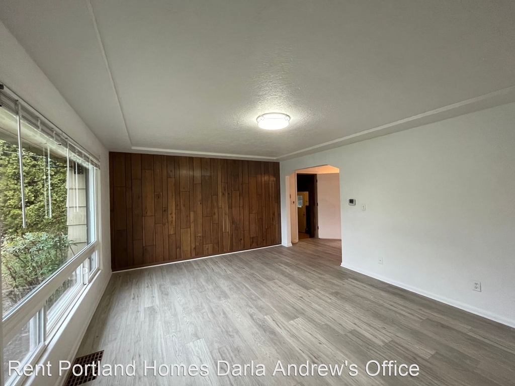 406 Se 109th Avenue - Photo 2