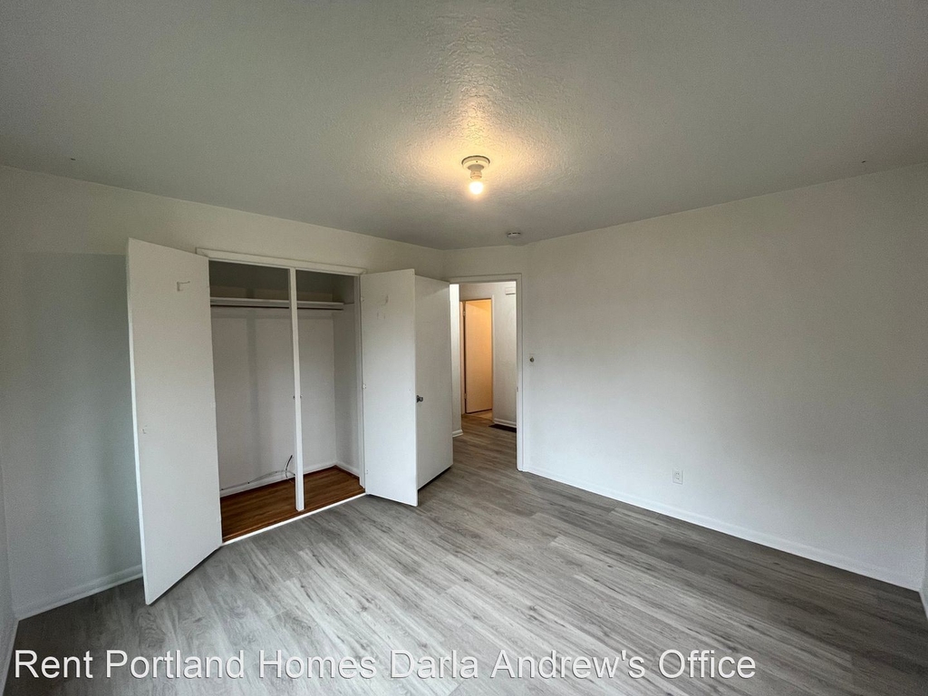 406 Se 109th Avenue - Photo 12