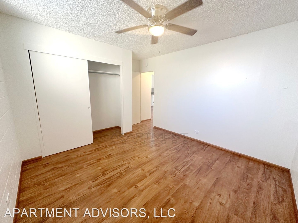 1130 Hassinger Street - Photo 7