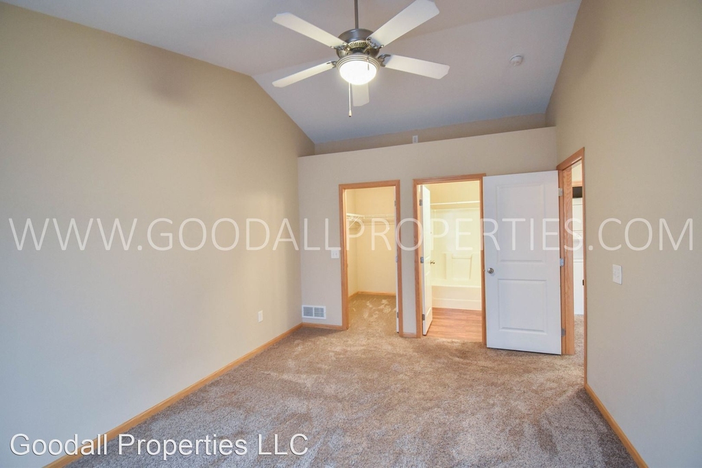 15404 Townsend Ave - Photo 14