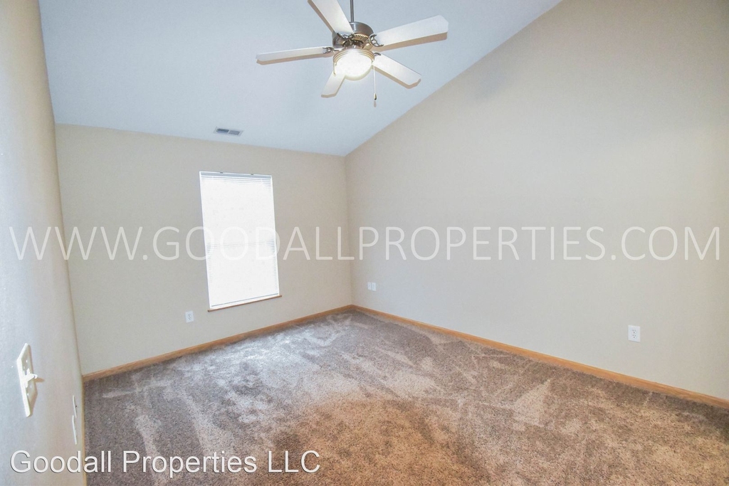 15404 Townsend Ave - Photo 15