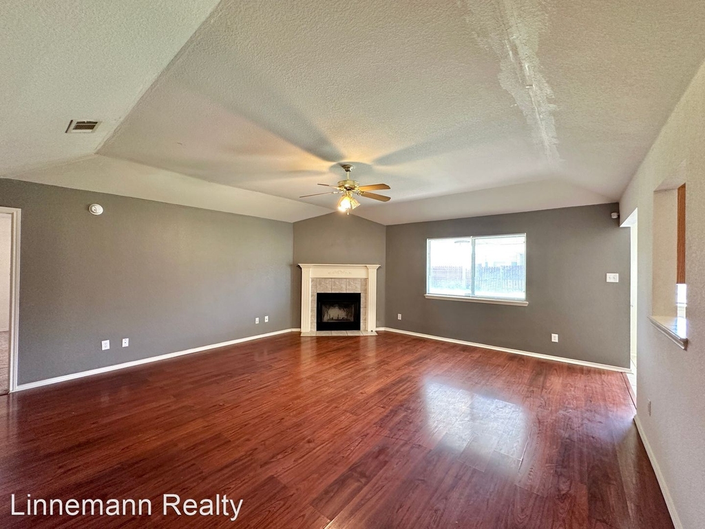 3806 Basset Court - Photo 3