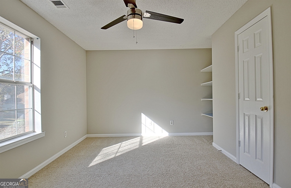 213 Baron Ct - Photo 35