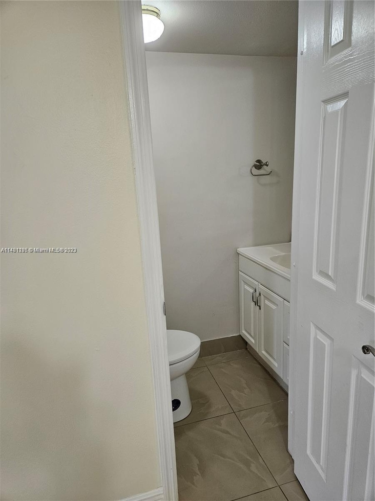 9451 Evergreen Pl - Photo 1