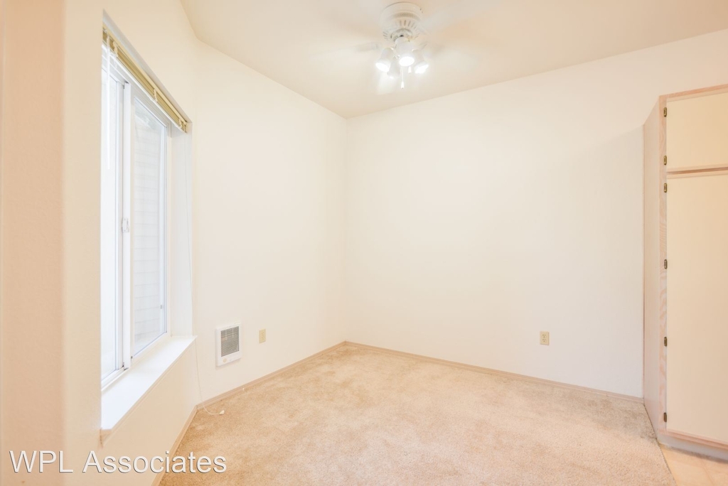 808 Pool Street - Photo 2