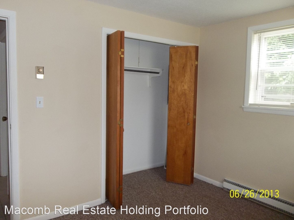 321 Barsi Blvd - Photo 6