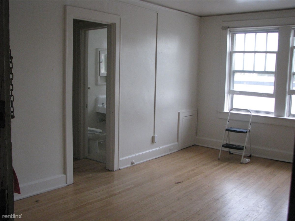 102 Albert Ave - Photo 2