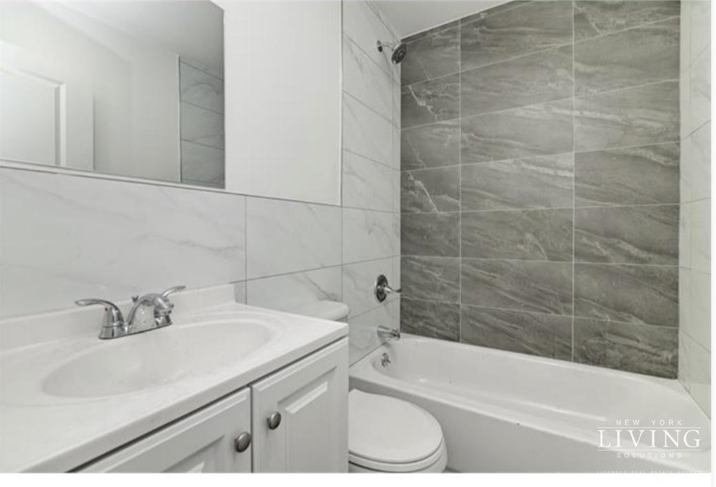 52 Yonkers Avenue - Photo 4