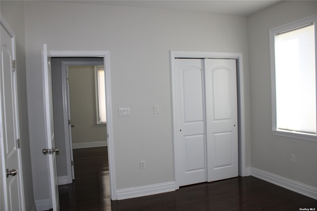 208-04 35th Avenue - Photo 5