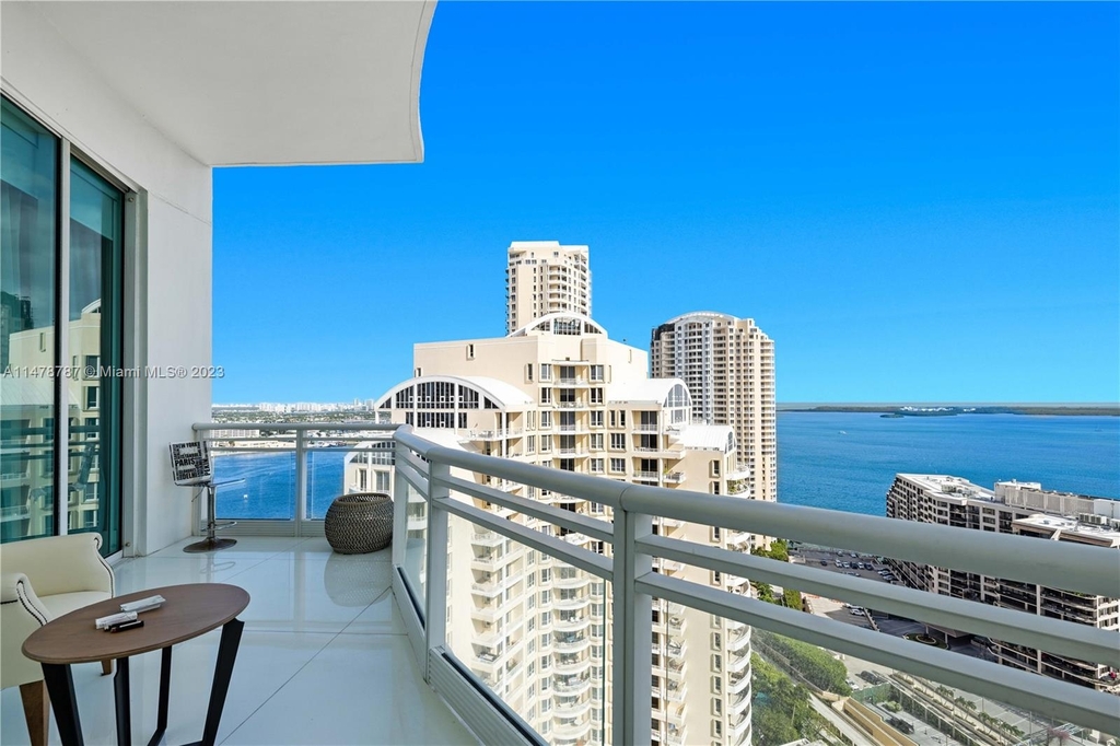 900 Brickell Key Blvd - Photo 24