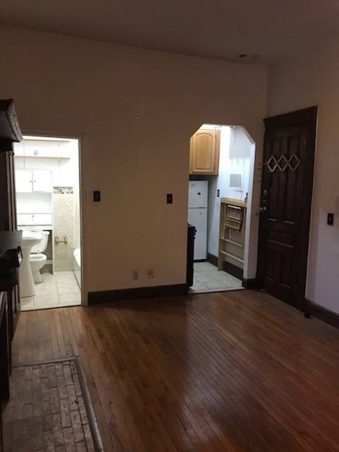 228 Hancock St. - Photo 2