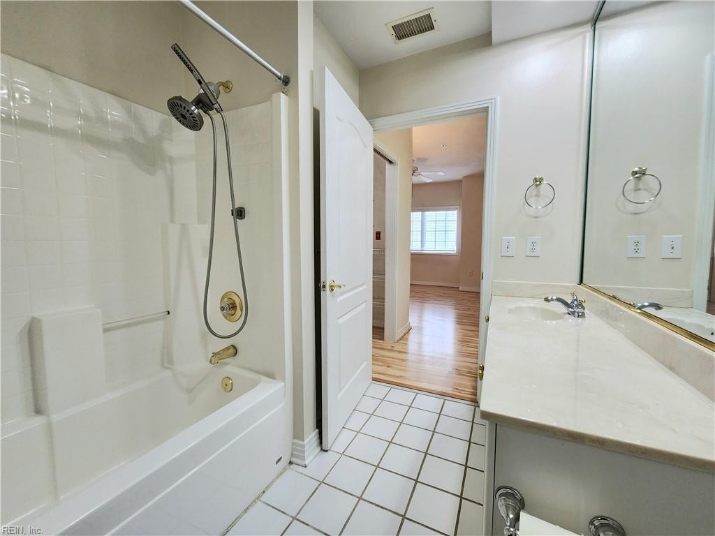 1292 Laskin Road - Photo 25