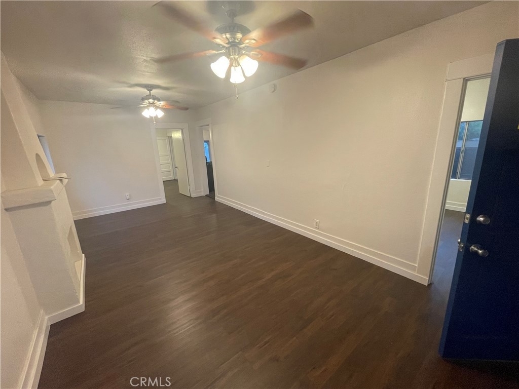 3233 Adriatic Avenue - Photo 9