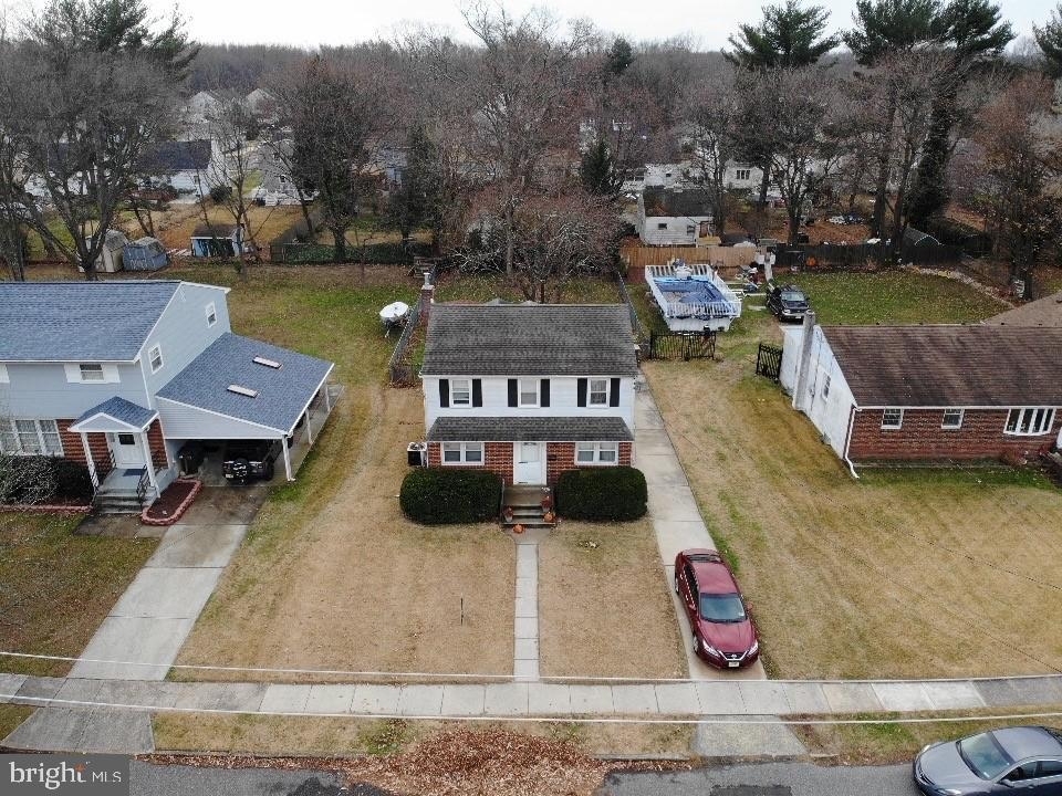 212 Cornell Rd - Photo 1