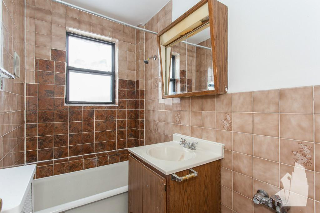 739 West Belmont Avenue - Photo 5