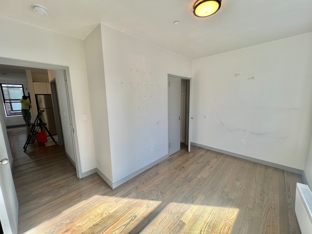 565 West 144th Street - Photo 5