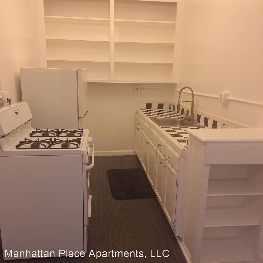 304 S. Manhattan Place - Photo 4