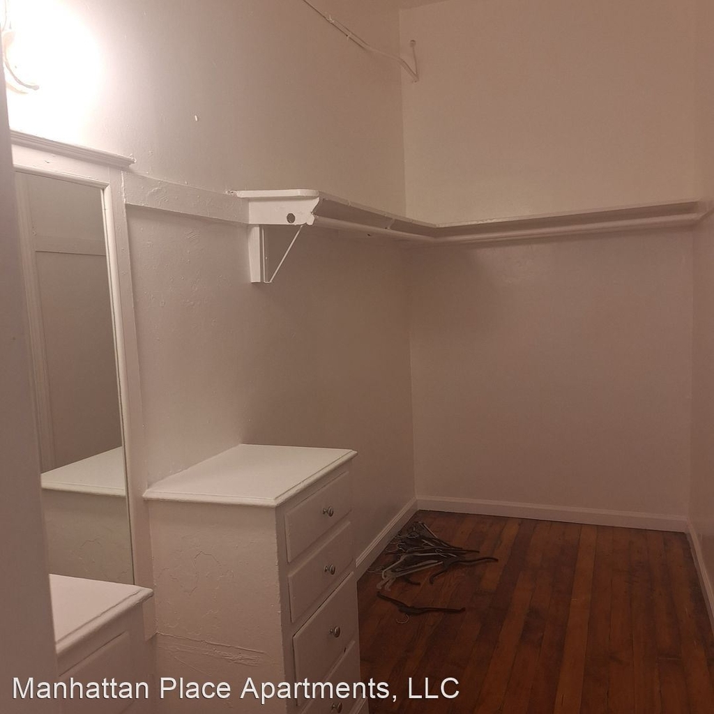 304 S. Manhattan Place - Photo 6