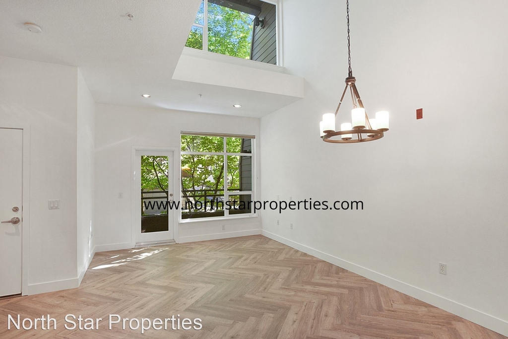 2327 Nw Northrup St. #5 - Photo 6