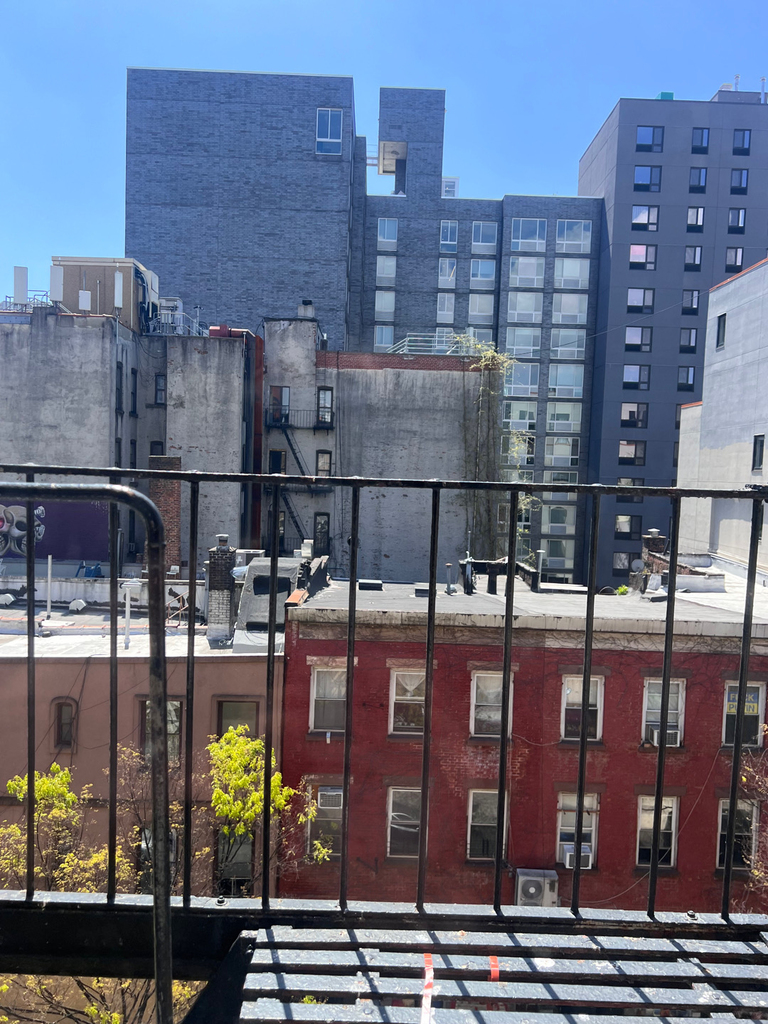 327 East 3rd Street - Photo 8
