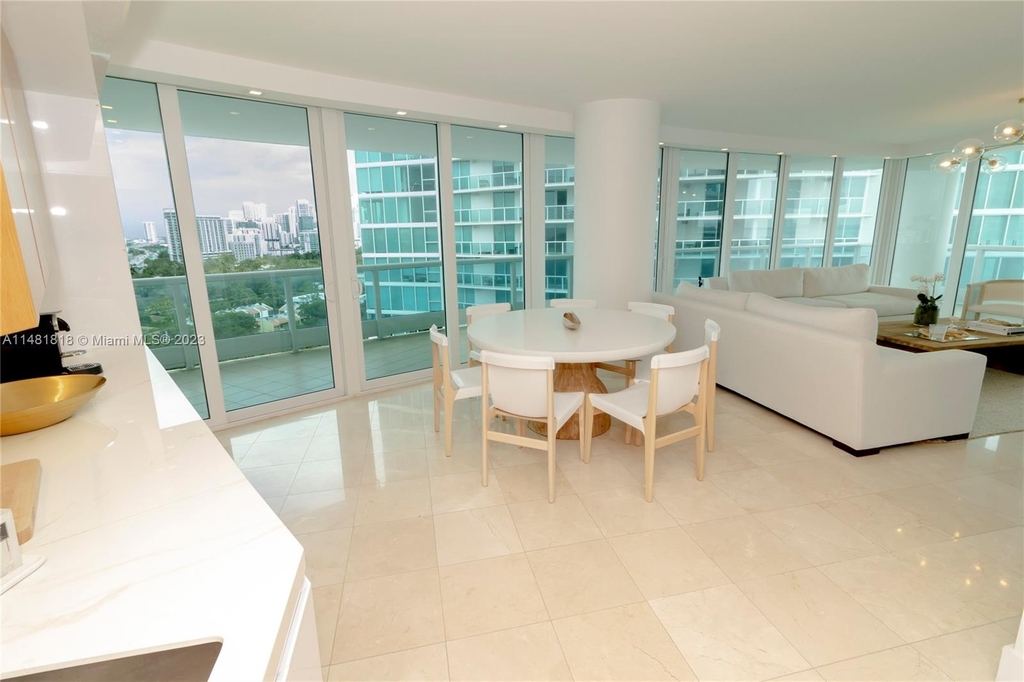 2127 Brickell Ave - Photo 1