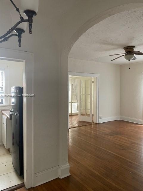 315 Navarre Ave - Photo 4