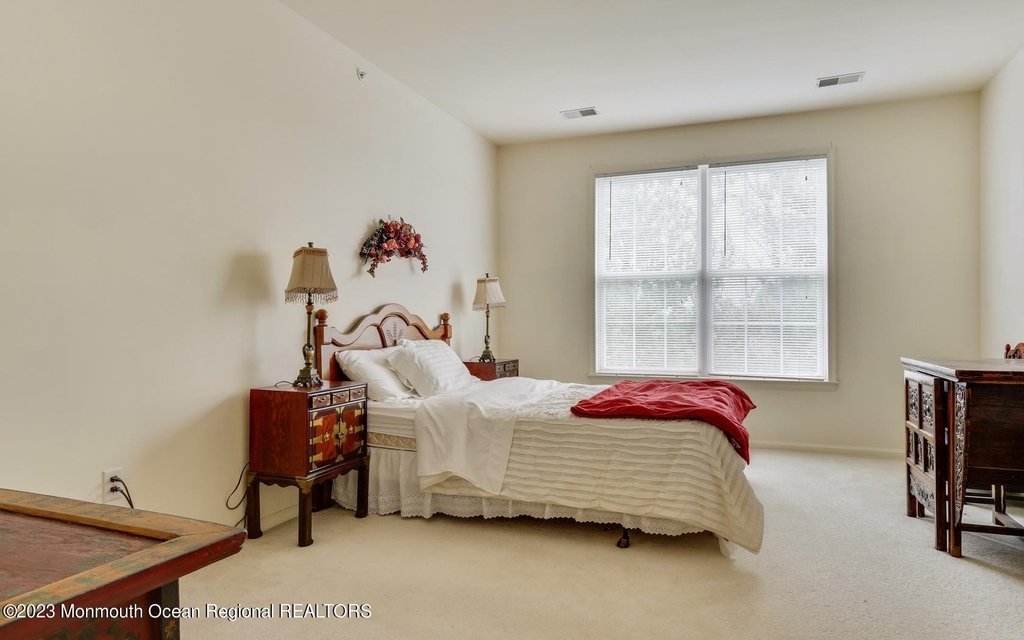 311 St Andrews Place - Photo 16