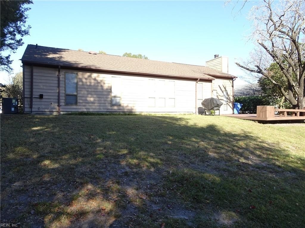 1311 Cypress Place - Photo 17