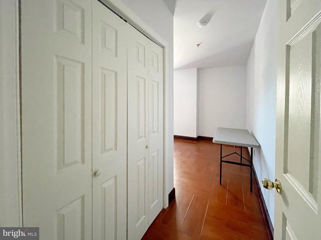 1214 N Broad St - Photo 3