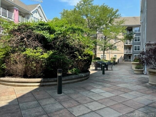 499 Bedford Street - Photo 11