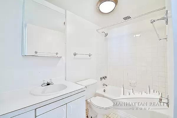 E 36th St - Photo 4