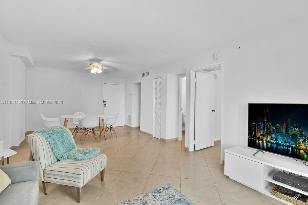 6969 Collins Ave - Photo 9