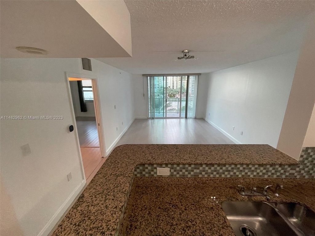 1155 Brickell Bay Dr - Photo 2